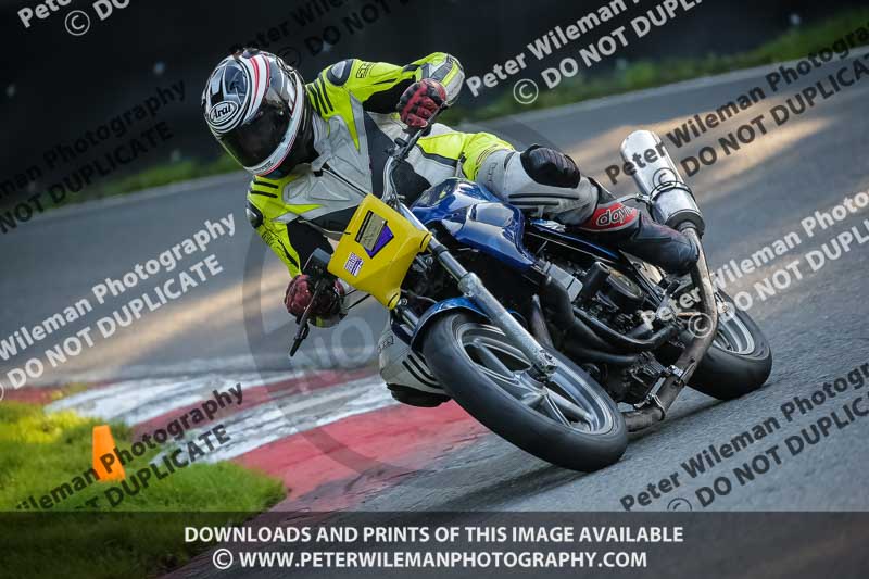 cadwell no limits trackday;cadwell park;cadwell park photographs;cadwell trackday photographs;enduro digital images;event digital images;eventdigitalimages;no limits trackdays;peter wileman photography;racing digital images;trackday digital images;trackday photos